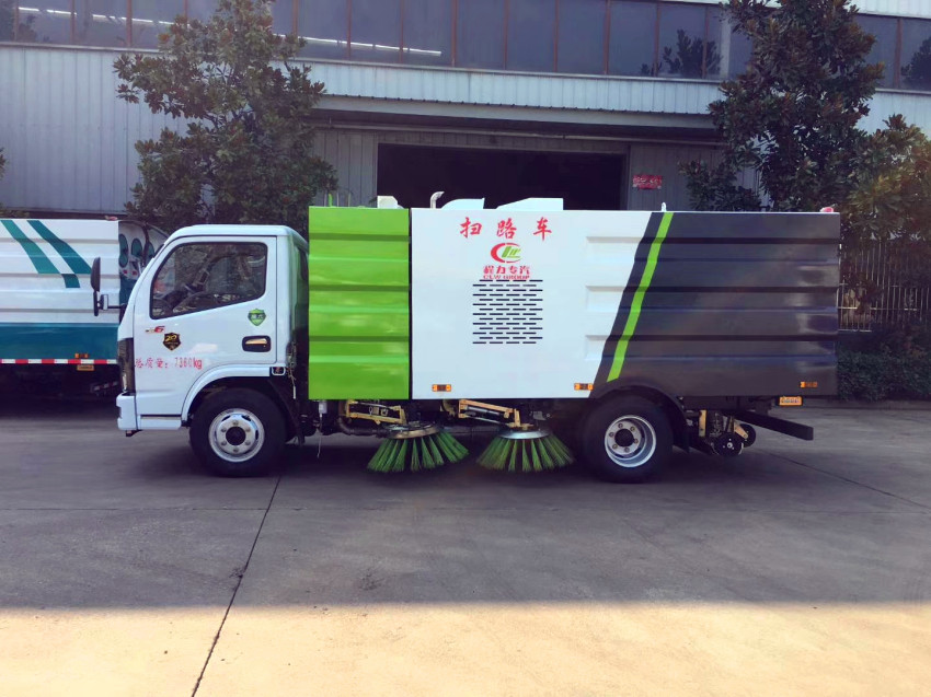 國六小多利卡5方掃路車-5方掃路車價格-程力汽車網(wǎng)